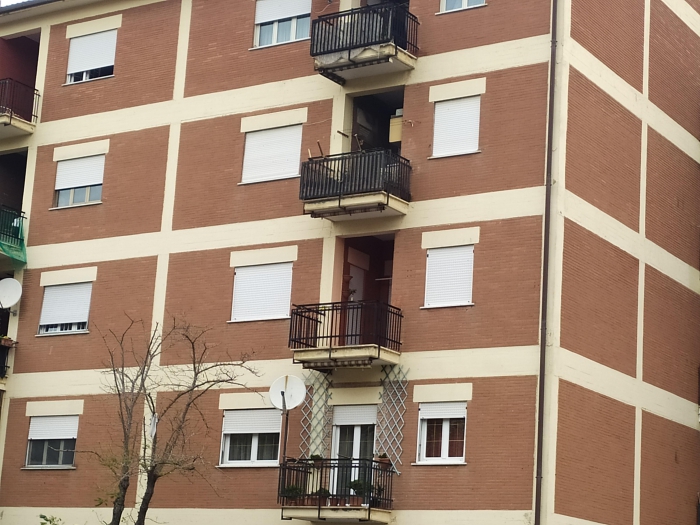 Foto Appartamento in Vendita in Via Boezio - Pomezia (RM)